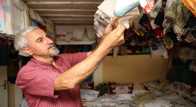 Asırlık ürünler nadirliğiyle dikkat çekiyor