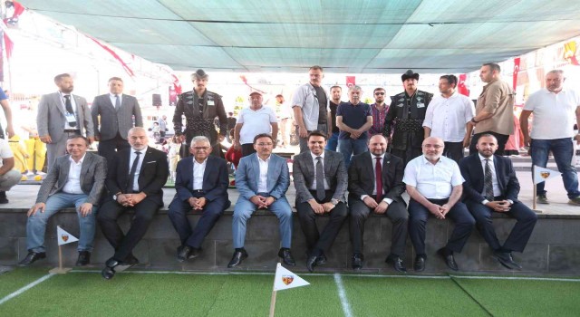 Avrupalı Türkler Kayseriye hayran kaldı Başkan Büyükkılıça teşekkür etti