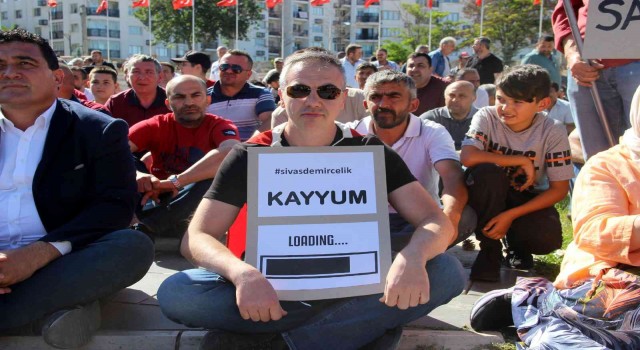 Aylardır maaşını alamayan demir çelik işçileri oturma eylemi başlattı