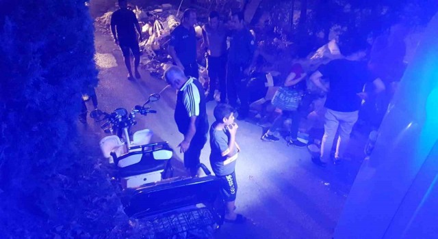 Aynı bölgede iki farklı elektrikli bisiklet kazası: 1i çocuk 4 yaralı