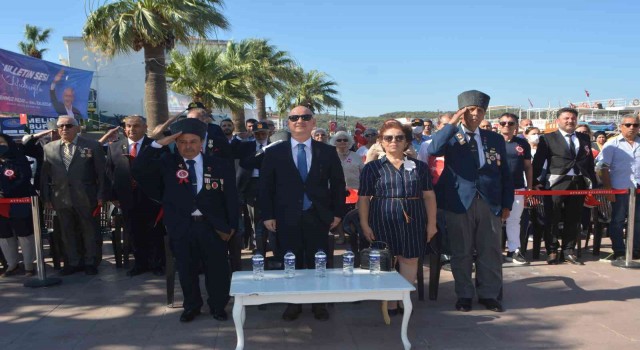 Ayvalıkta Kıbrıs Zaferinin 48. yıldönümü kutlandı