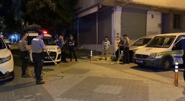 Bağcılarda maskeli grup sokaktaki 3 kişiye ateş açtı