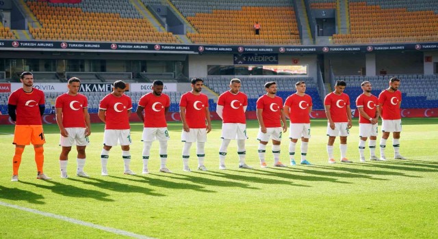 Başakşehir, Konyasporu 1-0 mağlup etti