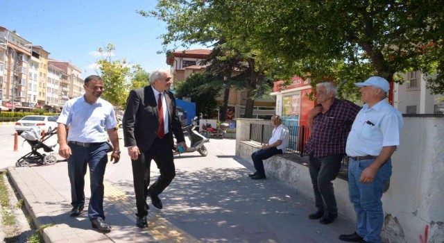 Başkan Bakkalcıoğlu Kasımpaşa Mahallesinde esnaf ziyaretlerinde bulundu