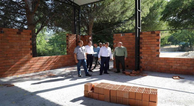 Başkan Çelik Sancaklıuzunçınarda incelemelerde bulundu