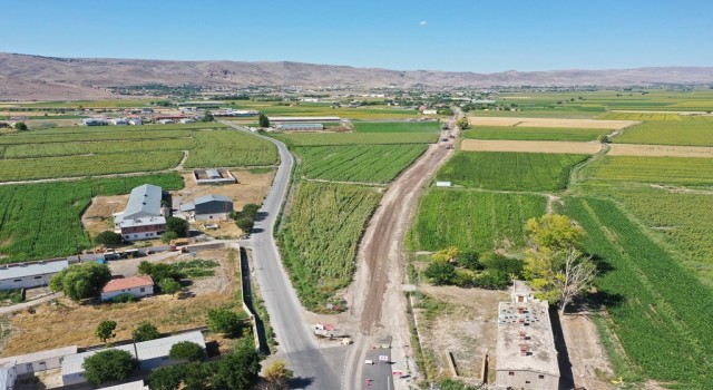 Başkan Çolakbayrakdar: Hizmetlerimiz ile kırsal mahallelerimizin de kaderi değişiyor