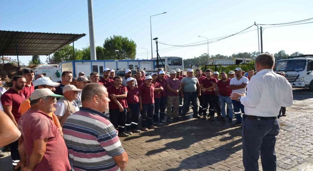 Başkan Kaplan, Belediye Personeli ile bayramlaştı