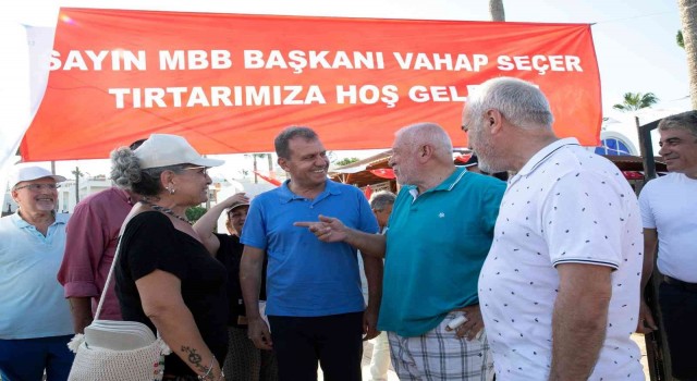 Başkan Seçer: İnsanlık yararına işler yapmak bizim genel ilkemiz