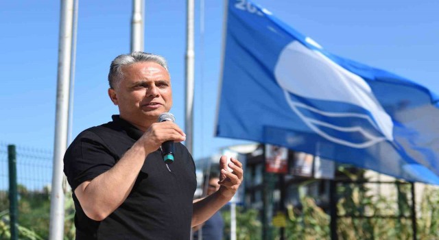 Başkan Uysal: “Bu kıyılarda çakıl taşı bile mavi bayraklı olur”