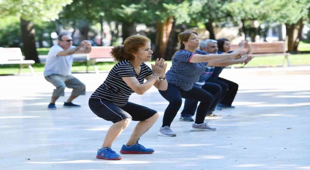 Başkentliler güne Büyükşehir parklarında sporla başlıyor