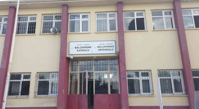 Başkentte kullanılmayan okulun hali yürekleri parçaladı