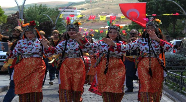 Bayburtta Dede Korkut coşkusu