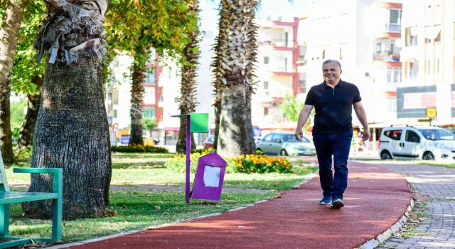 Bayındır Parka beş kilometrelik tartan zeminli yürüyüş yolu