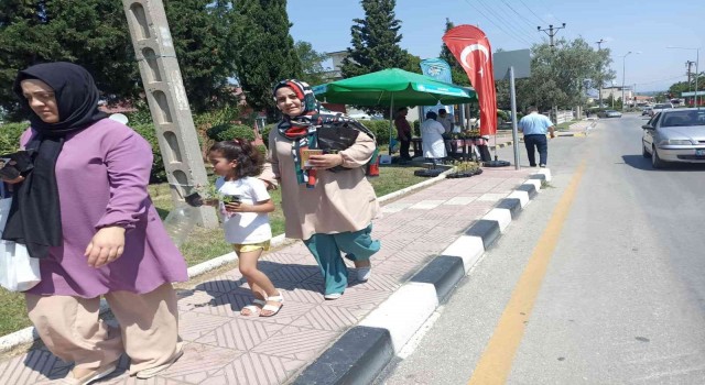 Bayram öncesi mezarlıklarda yoğunluk