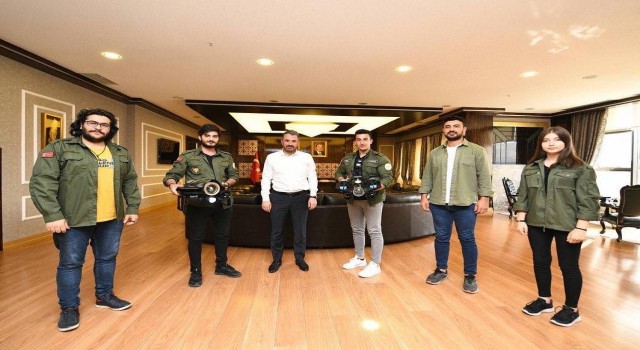 Belediye Başkanı Çetinden Armada Rov Team ekibine destek