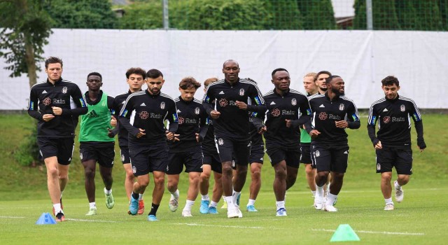 Beşiktaş, yeni sezon hazırlıklarına devam ediyor