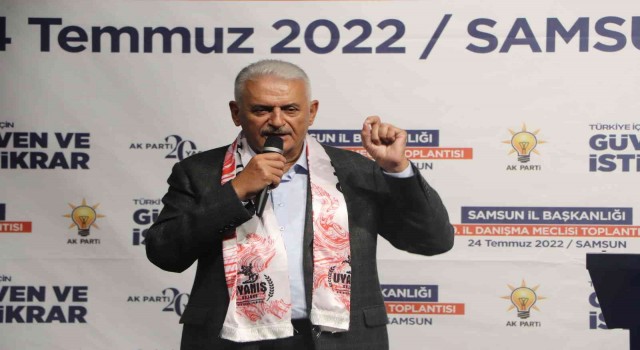 Binali Yıldırım: Göçmenleri istismar konusu yapmak ve siyasi şekilde nemalanmak insanlık ayıbıdır