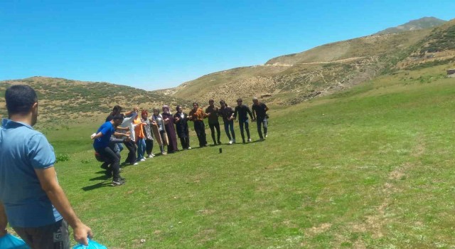 Bingölde genç için doğa gezisi düzenlendi