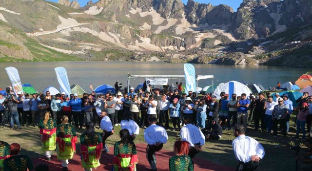 Bir zamanlar terörle anılan Cilo-Sat Buzul Göllerinde festival coşkusu