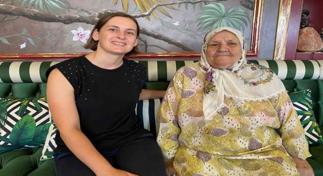 Boşnak nine Orloviçin evinin bahçesine izinsiz inşa edilen kilise yıkıldı