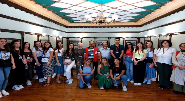 Bosnalı öğrenciler Kayseriyi geziyor