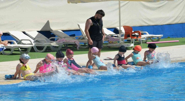 Bozüyükte ücretsiz yaz spor okullarında dersler başladı