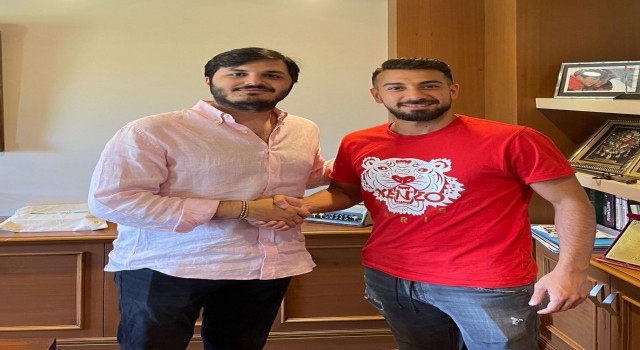 Burak Can Çamoğlu Adanasporda