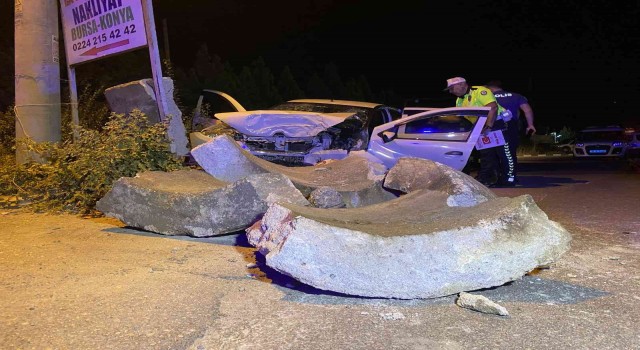 Bursada feci kaza: 1 ölü 2 ağır yaralı