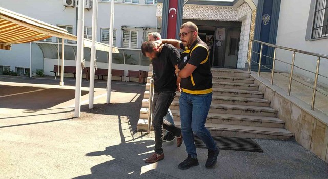 Bursada husumetlisini başından vuran zanlı adliyeye sevk edildi