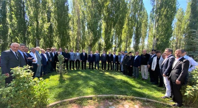 Büyük Şehir Parkında geleneksel bayramlaşma