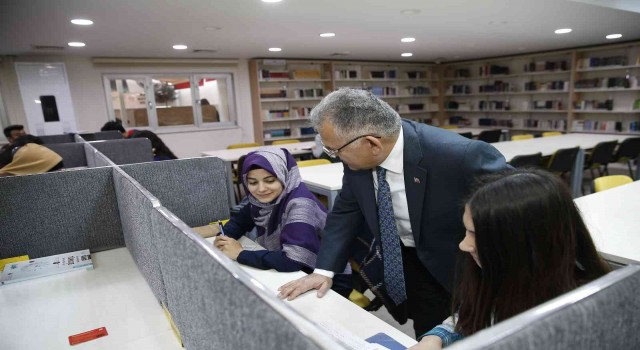 Büyükkılıçtan 5 üniversitesi, 80 bin öğrencisiyle genç dostu şehir Kayseriye davet