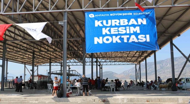 Büyükşehirden üç noktada ücretsiz kurban kesimi