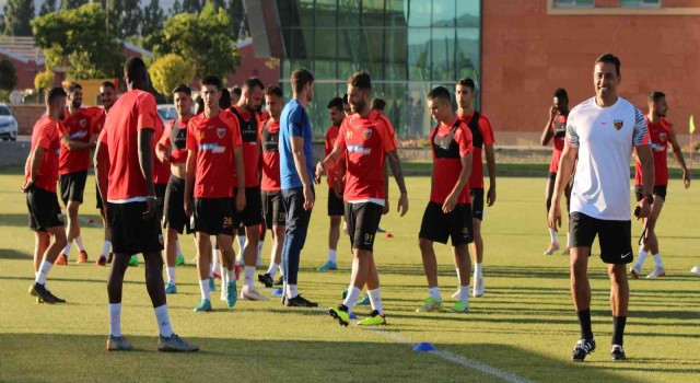 Çağdaş Atan: Beşiktaşın güçlü oldukları yanları var ama zaafları da var