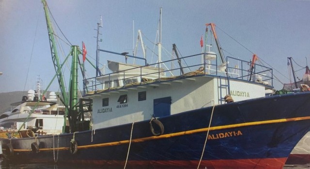 Çanakkale açıklarında 226 düzensiz göçmen yakalandı