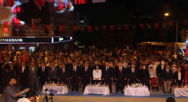 Çankırıda binlerce vatandaş 15 Temmuz Demokrasi ve Milli Birlik Gününde sokaklara akın etti