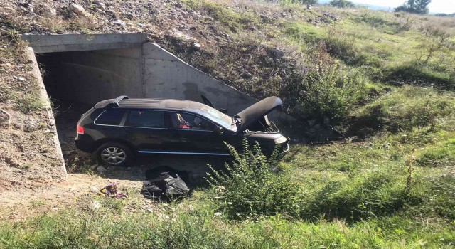 Cip şarampole yuvarlandı: 1 ölü