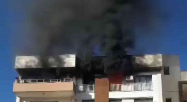Cizrede 5 katlı binada çıkan yangın korkuttu