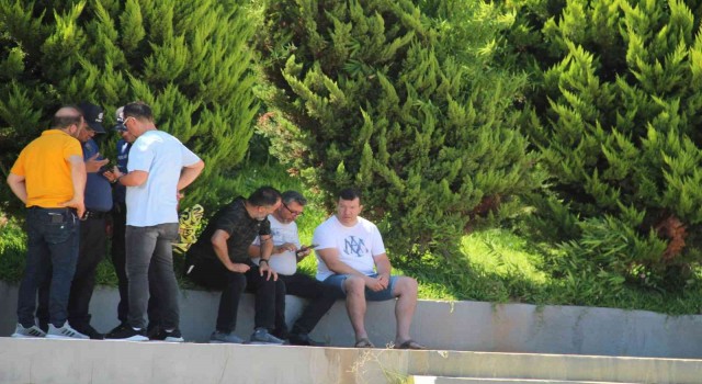 Dalgıça kapkaç şoku