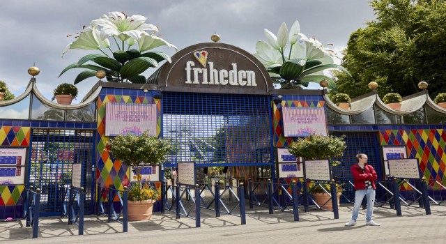 Danimarkada lunaparkta rollercoaster raydan çıktı: 14 yaşındaki çocuk öldü