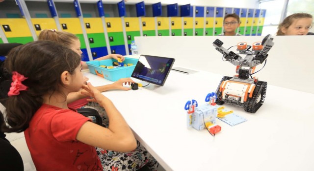 Denizlide robotik kodlama kursları başladı