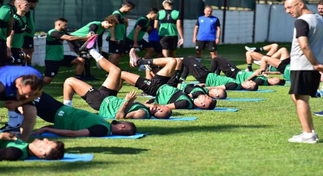 Denizlispor bayram izninin ardından çalışmalara başladı