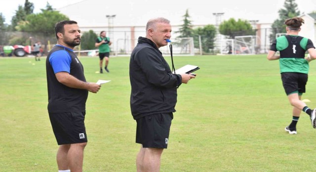 Denizlispor, sezonun bir hafta ertelenmesini daha fazla çalışarak değerlendirecek