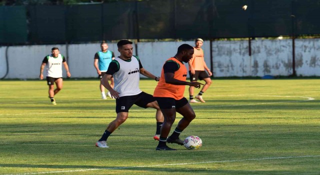 Denizlispor, yeni sezondaki çalışmalarını sürdürüyor