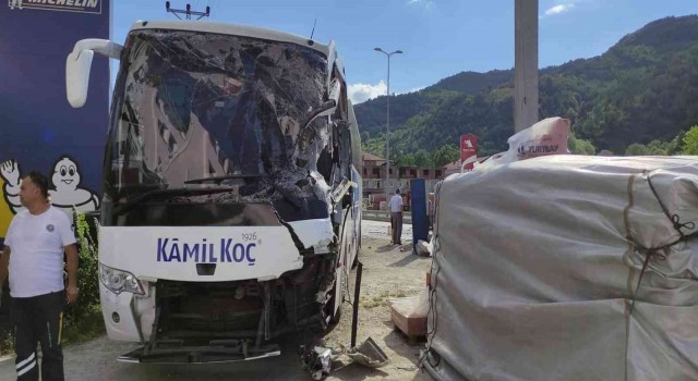 Devrekte trafik kazası: 3 yaralı