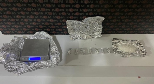 Didimde çatı katına uyuşturucu gizleyen şahıslar tutuklandı
