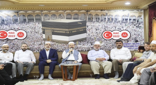 Diyanet İşleri Başkanı Erbaş: “Türkiyenin hac organizasyonunda geldiği nokta bizi sevindiriyor”
