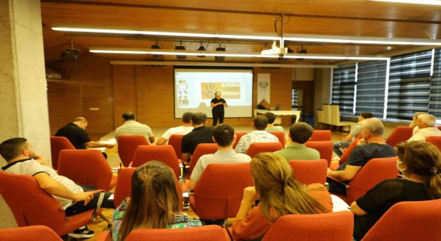 Diyarbakırda “Aile İçi Psikolojik Şiddet ve Kadına Yönelik Şiddete Hayır” semineri