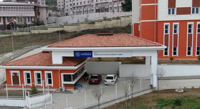 Düzcede 10 yurt öğrencilerin hizmetinde