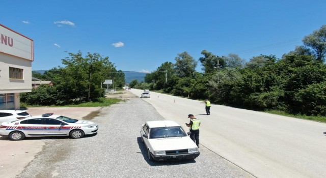 Düzcede dron destekli trafik denetimi yapıldı