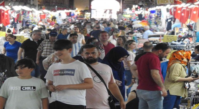 Edirne kırmızıya boyandı, hem esnaf hem vatandaşlar tedbirlere uyum istiyor